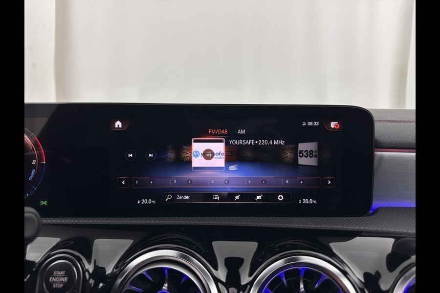 Mercedes-Benz CLA-Klasse 250 e AMG Line (Plug-In) (INCL-BTW) Aut. *PANO | LEATHER-MICORFIBRE | WIDESCREEN-COCKPIT | FULL-LED | AMBIENTLIGHT | CAMERA | M-BUX-NAVI | ECC | SHIFTPADDLES | PDC | CRUISE | DAB | HEATED-SPORTSEATS | 18"ALU*