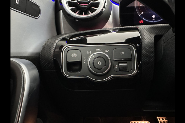 Mercedes-Benz CLA-Klasse 250 e AMG Line (Plug-In) (INCL-BTW) Aut. *PANO | LEATHER-MICORFIBRE | WIDESCREEN-COCKPIT | FULL-LED | AMBIENTLIGHT | CAMERA | M-BUX-NAVI | ECC | SHIFTPADDLES | PDC | CRUISE | DAB | HEATED-SPORTSEATS | 18"ALU*