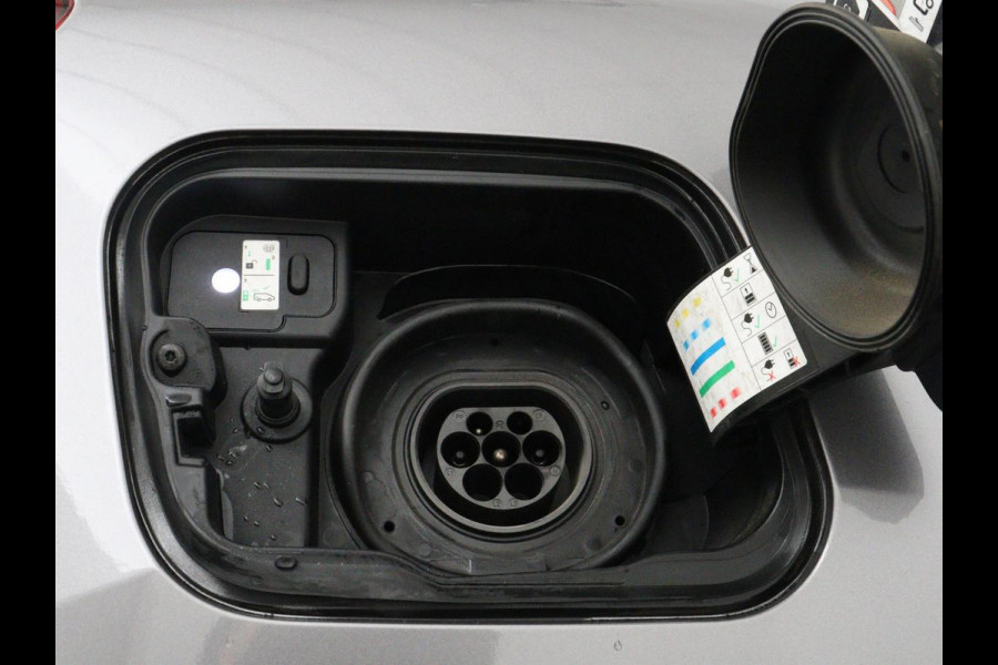 Renault Captur 1.6 E-Tech Plug-in Hybrid 160 Intens | Carplay | Half leder | Navigatie | Full LED | Parkeerhulp | Keyless | Climate control | Bluetooth | Cruise control | PHEV | Plug In