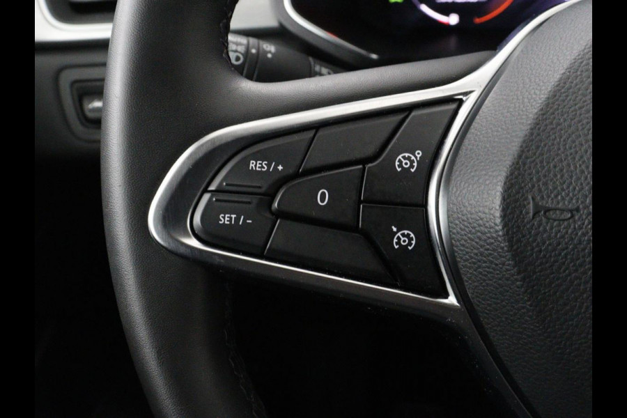 Renault Captur 1.6 E-Tech Plug-in Hybrid 160 Intens | Carplay | Half leder | Navigatie | Full LED | Parkeerhulp | Keyless | Climate control | Bluetooth | Cruise control | PHEV | Plug In