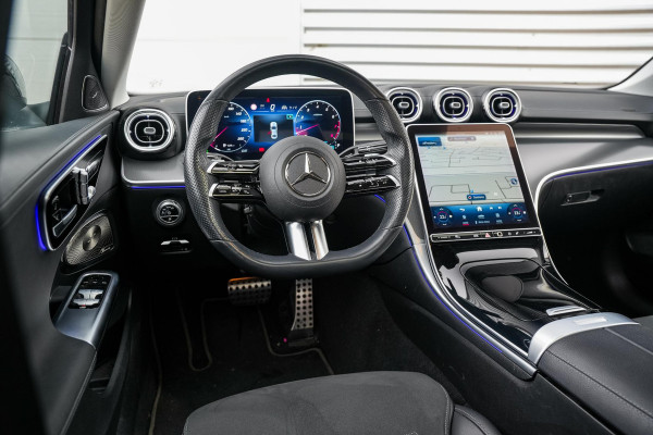 Mercedes-Benz C-Klasse 200 4MATIC AMG Line Burmester Panodak Ambient 360 Camera Dode Hoek Keyless