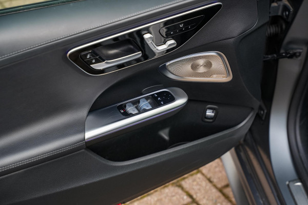 Mercedes-Benz C-Klasse 200 4MATIC AMG Line Burmester Panodak Ambient 360 Camera Dode Hoek Keyless