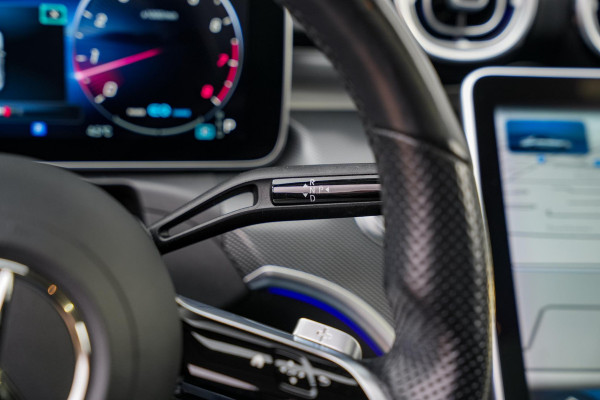 Mercedes-Benz C-Klasse 200 4MATIC AMG Line Burmester Panodak Ambient 360 Camera Dode Hoek Keyless