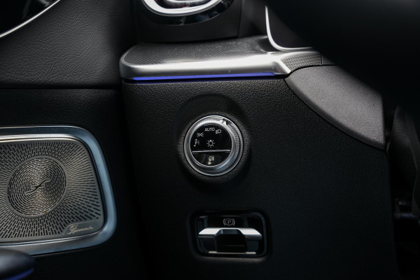 Mercedes-Benz C-Klasse 200 4MATIC AMG Line Burmester Panodak Ambient 360 Camera Dode Hoek Keyless