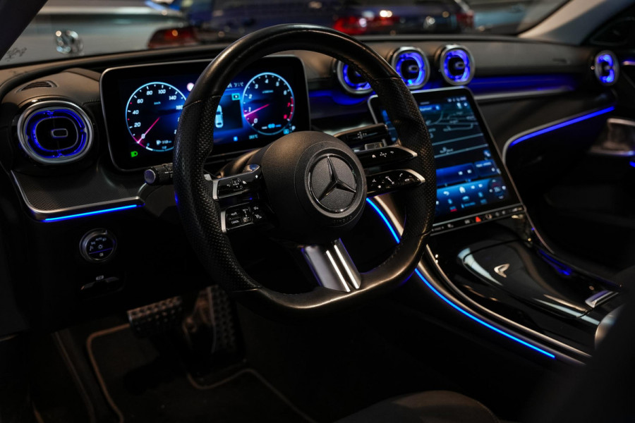 Mercedes-Benz C-Klasse 200 4MATIC AMG Line Burmester Panodak Ambient 360 Camera Dode Hoek Keyless