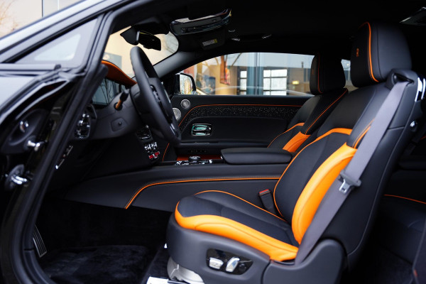 Rolls-Royce Spectre AWD Two Tone / Bespoke Audio / Pinstripe Mandarin / NL-Car