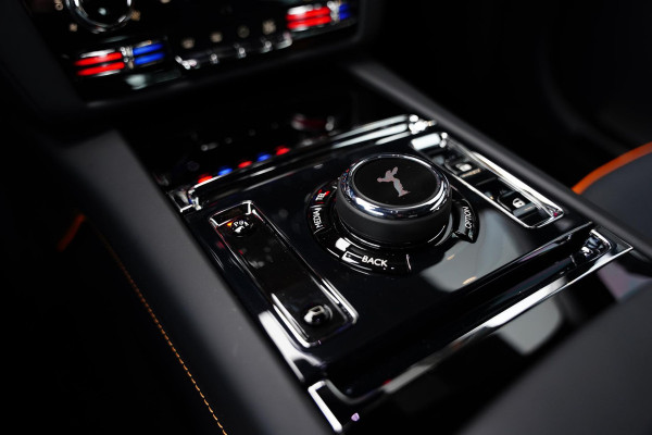 Rolls-Royce Spectre AWD Two Tone / Bespoke Audio / Pinstripe Mandarin / NL-Car