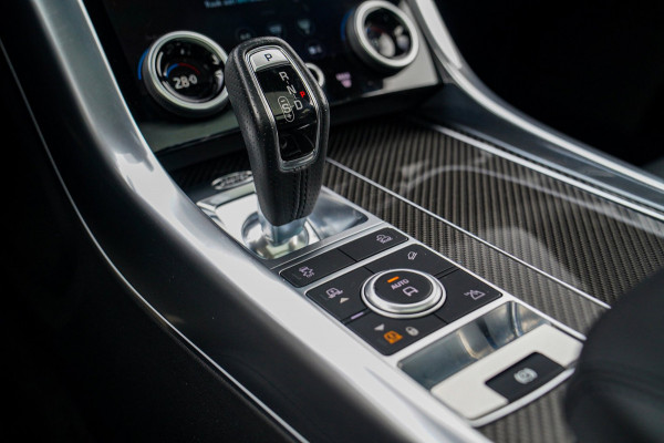 Land Rover Range Rover Sport 5.0 V8 SC SVR | Carbon Motorkap | Stoelverkoeling | Head Up Display | Alcantara hemel | 360 camera