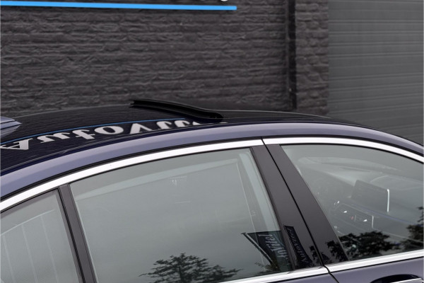 BMW 7 Serie 745e High Executive | Schuif-Kanteldak | 4-WS | Comfortleder | Soft-Close | Head-Up | Alcantara hemel