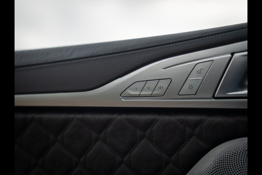 BMW 8 Serie M8 Competition | Bowers & Wilkins | Head-up | Veel carbon!