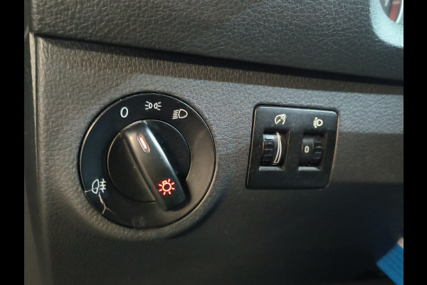 Volkswagen Caddy 1.4 TGI L2H1 EcoFuel Maxi Comfortline CNG! Rijklaar + 6 maanden Bovag-garantie Henk Jongen Auto's in Helmond,  al 50 jaar service zoals 't hoort!