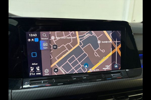 Volkswagen Golf 2.0 TSI R 4Motion, Pano, Akra, Downpipe, HK, HUD