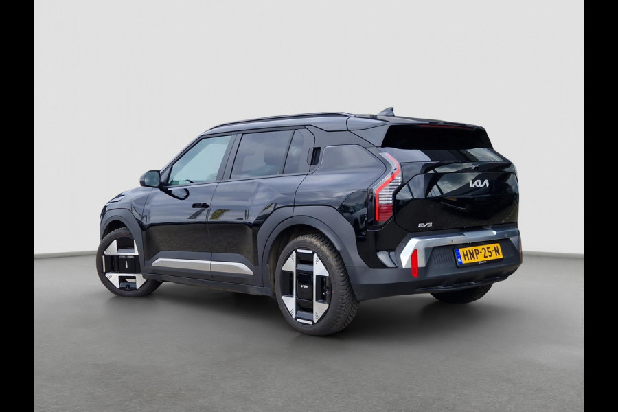 Kia EV3 Plus Advanced 81.4 kWh | Open Dak | Stoelverwarming | Harman / Kardon | Elektrische Achterklep |