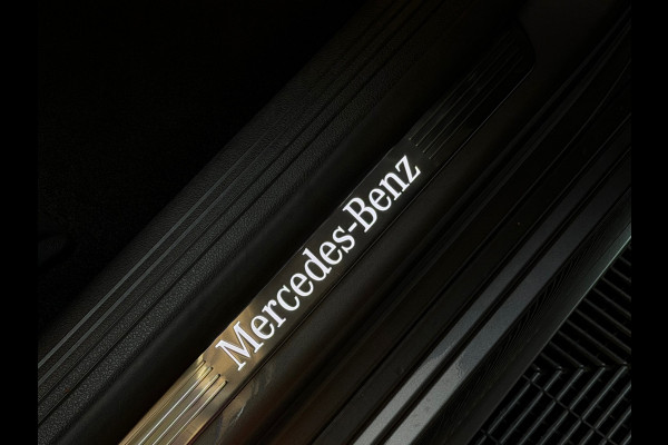 Mercedes-Benz A-Klasse 250e Premium Plus |AMG|PANO|BURMESTER|360CAM|MEMORY|KEYLESS|SFEERVERLICHT|DEALER ONDERHOUDEN|218PK|BOMVOL!|
