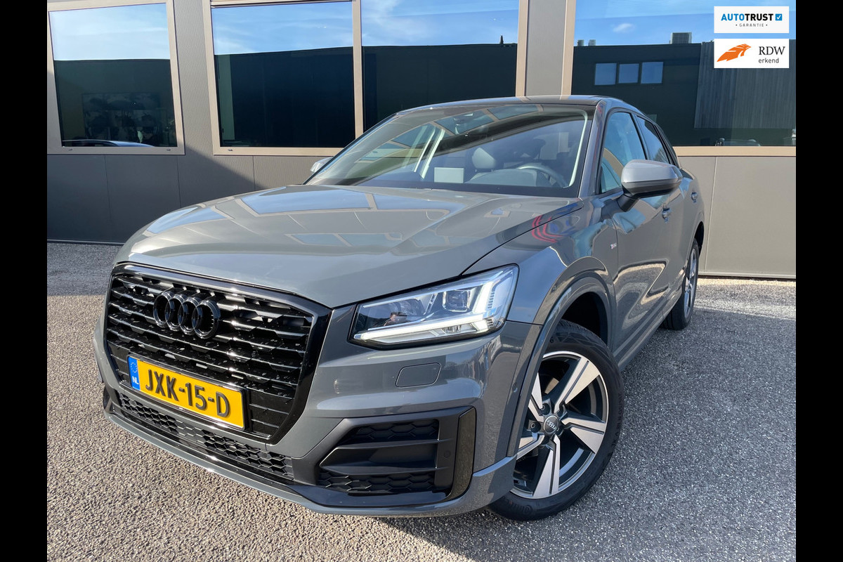 Audi Q2 35 TFSI S Edition Pano Leder 1ste Eig Boekjes sleutels helemaal compleet