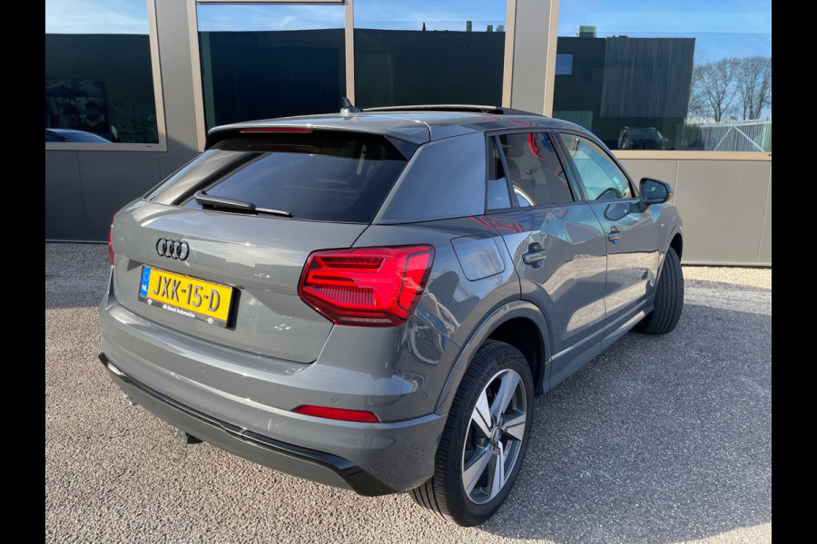 Audi Q2 35 TFSI S Edition Pano Leder 1ste Eig Boekjes sleutels helemaal compleet
