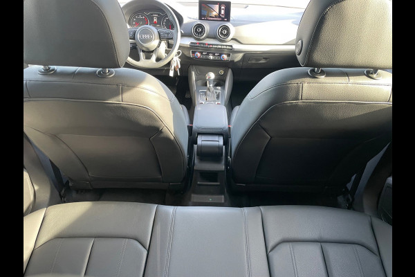 Audi Q2 35 TFSI S Edition Pano Leder 1ste Eig Boekjes sleutels helemaal compleet