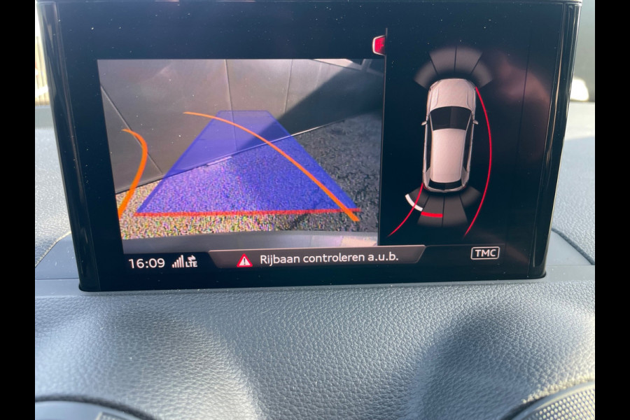 Audi Q2 35 TFSI S Edition Pano Leder 1ste Eig Boekjes sleutels helemaal compleet