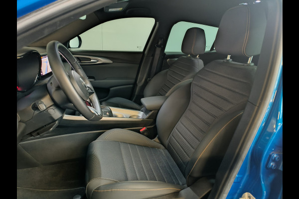 Alfa Romeo Tonale 1.3T PHEV Ti AUTOMAAT uit 2023 Rijklaar + 12 maanden Bovag-garantie  Henk Jongen Auto's in Helmond,  al 50 jaar service zoals 't hoort!