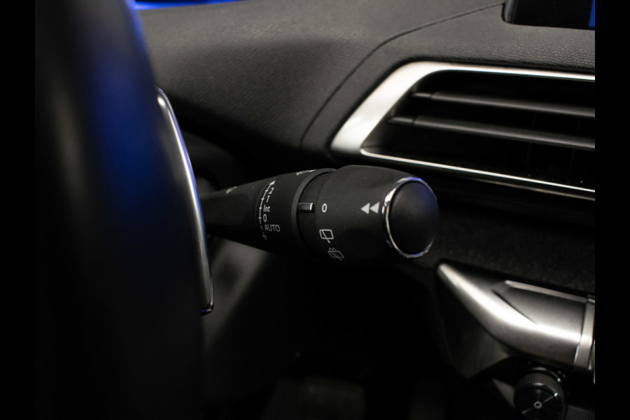 Peugeot 3008 1.2 PureTech Allure Sport (APPLE CARPLAY,NAVI,CAMERA,DIGITAL COCKPIT,PDC,CLIMATE,CRUISE,LED,SPORTSTOELEN,LM VELGEN)
