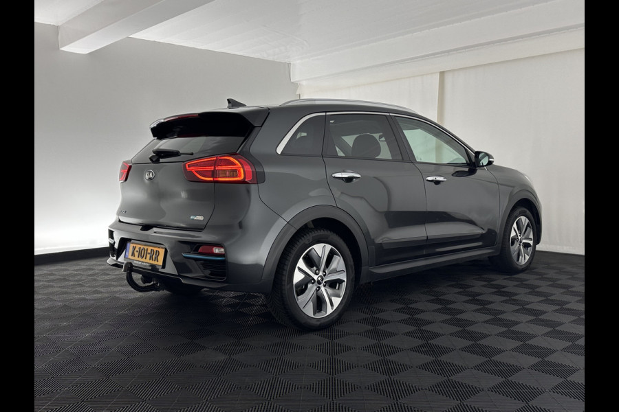 Kia e-Niro ExecutiveLine 64 kWh [ 3-Fase ] Aut. *PANO | LUXURY-LEATHER | JBL-AUDIO | FULL-LED | NAVI-FULLMAP | DAB | ADAPTIVE-CRUISE | CAMERA | MEMORY-PACK | LANE-ASSIST | CCS-FASTLOADER | KEYLESS | DIGI-COCKPIT | TOWBAR | 17"ALU*