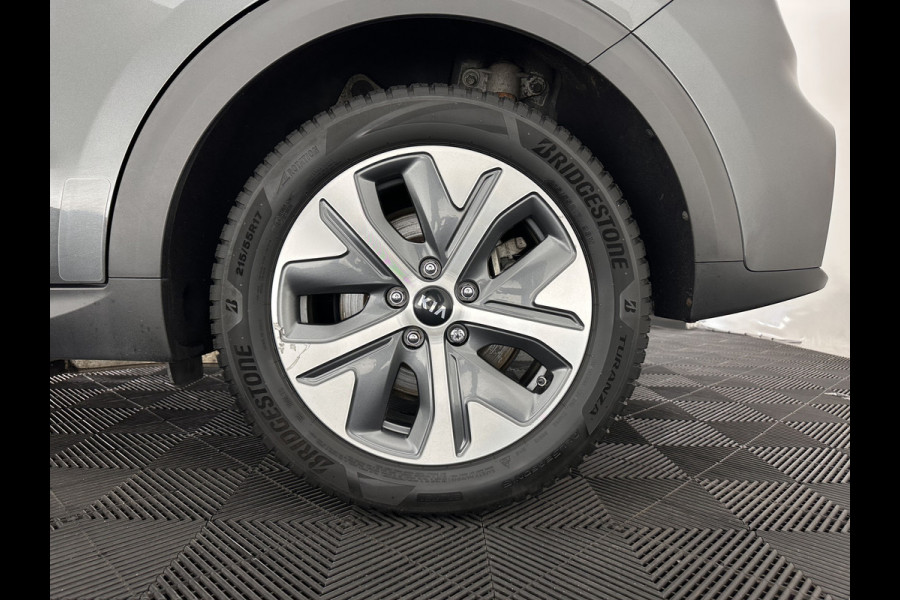 Kia e-Niro ExecutiveLine 64 kWh [ 3-Fase ] Aut. *PANO | LUXURY-LEATHER | JBL-AUDIO | FULL-LED | NAVI-FULLMAP | DAB | ADAPTIVE-CRUISE | CAMERA | MEMORY-PACK | LANE-ASSIST | CCS-FASTLOADER | KEYLESS | DIGI-COCKPIT | TOWBAR | 17"ALU*
