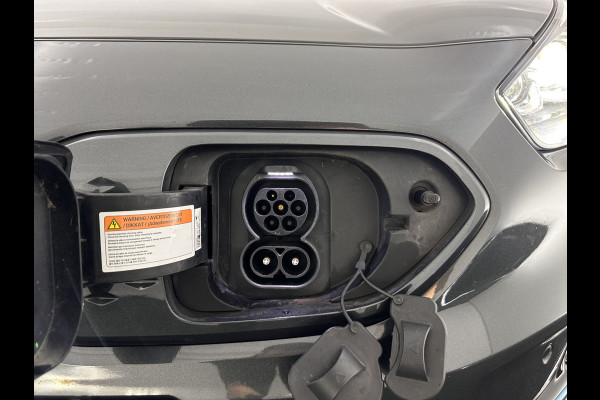 Kia e-Niro ExecutiveLine 64 kWh [ 3-Fase ] Aut. *PANO | LUXURY-LEATHER | JBL-AUDIO | FULL-LED | NAVI-FULLMAP | DAB | ADAPTIVE-CRUISE | CAMERA | MEMORY-PACK | LANE-ASSIST | CCS-FASTLOADER | KEYLESS | DIGI-COCKPIT | TOWBAR | 17"ALU*