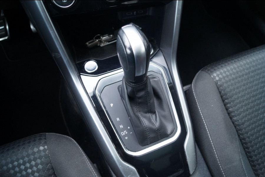 Volkswagen T-Roc 1.5 TSI 150pk DSG Style Active -PANO-LED-ECC-CAM-