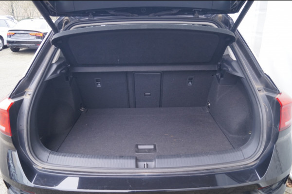 Volkswagen T-Roc 1.5 TSI 150pk DSG Style Active -PANO-LED-ECC-CAM-