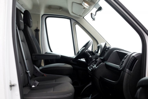 Fiat Ducato 35H 2.2 MultiJet 160pk Automaat Bakwagen met laadklep en zijdeur 05-2023