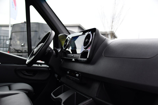 Mercedes-Benz Sprinter 314 2.2 CDI L2H1 Black Edition Camera, Cruise, Carplay, LED, 10,5'' Mbux, Leder, Automaat, Multimedia, Uniek!