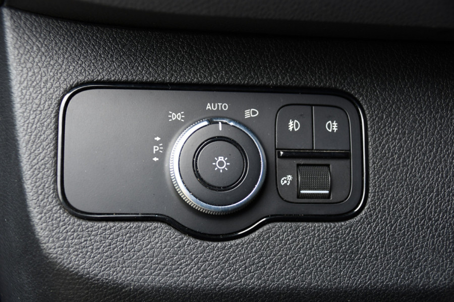 Mercedes-Benz Sprinter 314 2.2 CDI L2H1 Black Edition Camera, Cruise, Carplay, LED, 10,5'' Mbux, Leder, Automaat, Multimedia, Uniek!