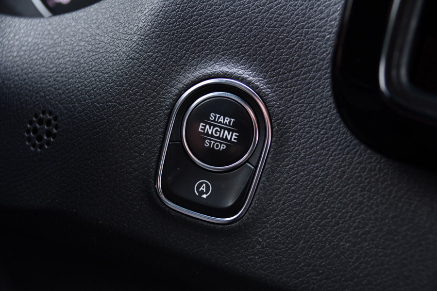 Mercedes-Benz Sprinter 314 2.2 CDI L2H1 Black Edition Camera, Cruise, Carplay, LED, 10,5'' Mbux, Leder, Automaat, Multimedia, Uniek!