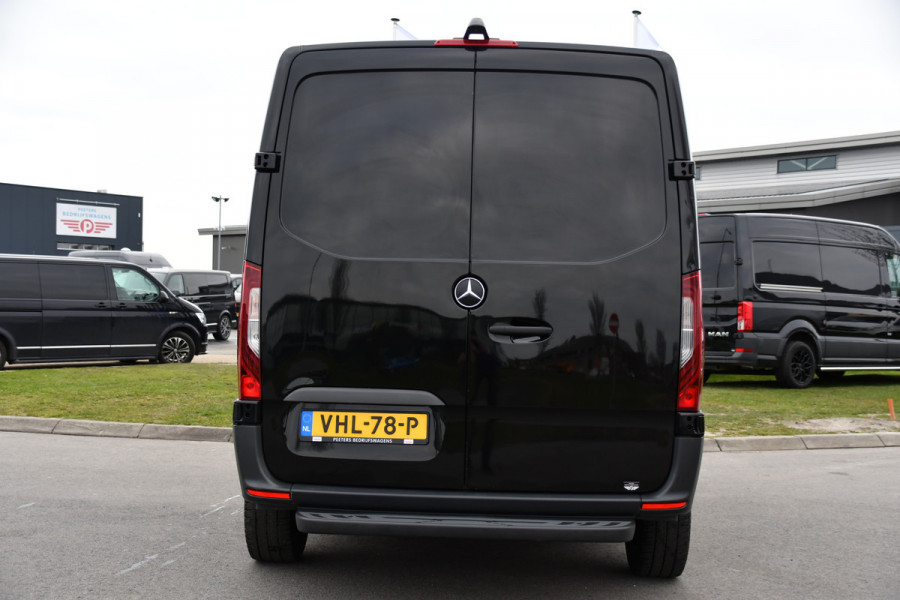 Mercedes-Benz Sprinter 314 2.2 CDI L2H1 Black Edition Camera, Cruise, Carplay, LED, 10,5'' Mbux, Leder, Automaat, Multimedia, Uniek!