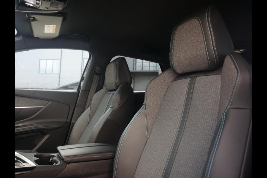 Peugeot 3008 1.6 HYbrid 225 Allure Winterpakket