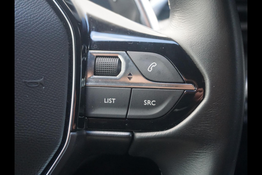 Peugeot 3008 1.6 HYbrid 225 Allure Winterpakket