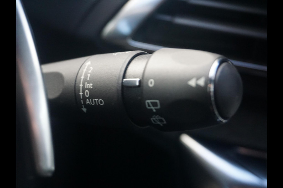 Peugeot 3008 1.6 HYbrid 225 Allure Winterpakket