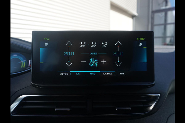 Peugeot 3008 1.6 HYbrid 225 Allure Winterpakket