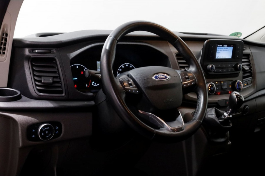 Ford Transit Custom 340 2.0 TDCI 130pk L2H1 D.C. Trend Airco/Camera/Trekhaak 2800kg 05-2021