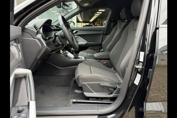 Audi Q3 Sportback 35 TFSI Advanced S Edition Automaat / 150 Pk / Navi / Cruise / Climate / Full Led / 20"Lichtmetaal.