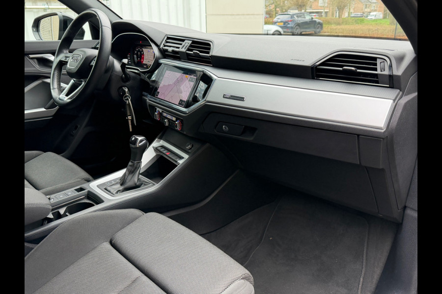 Audi Q3 Sportback 35 TFSI Advanced S Edition Automaat / 150 Pk / Navi / Cruise / Climate / Full Led / 20"Lichtmetaal.