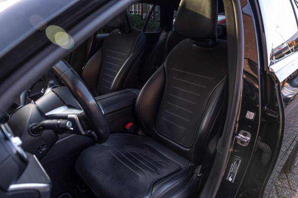 Mercedes-Benz C-Klasse Estate 300 e AMG Line 313 PK Pano 360 Camera Head-Up Ambiance Carbon 18''