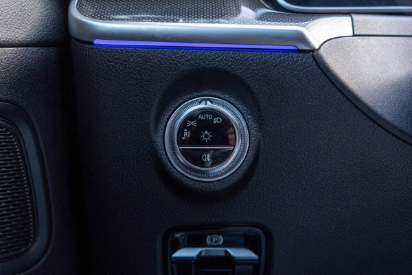 Mercedes-Benz C-Klasse Estate 300 e AMG Line 313 PK Pano 360 Camera Head-Up Ambiance Carbon 18''