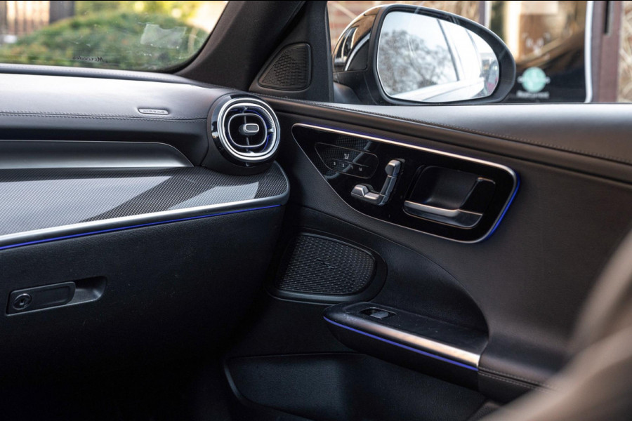 Mercedes-Benz C-Klasse Estate 300 e AMG Line 313 PK Pano 360 Camera Head-Up Ambiance Carbon 18''