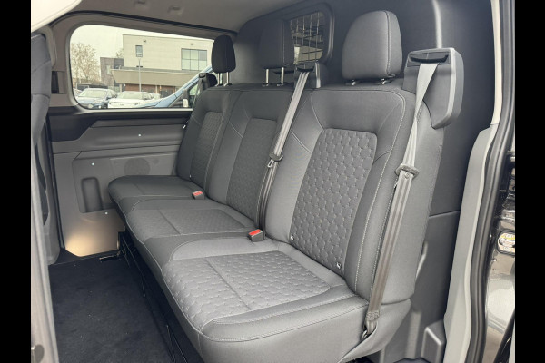 Ford Transit Custom 320 2.5 PHEV L2H1 Limited DC |SCI| Dubbele cabine | Adaptive Cruise Control | Groot middenconsole | 8-weg verstelbare & verwarmbare passagiersstoel | 13 polige trekhaak | 17 inch lichtmetalen velgen | Verwarmbaar stuurwiel | Draadloos opladen | Adaptieve LED koplampen | Reservewiel