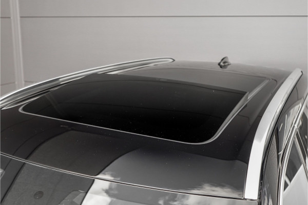 Volvo XC90 2.0 T8 Recharge AWD R-Design Pano Luchtvering Trekhaak H/K