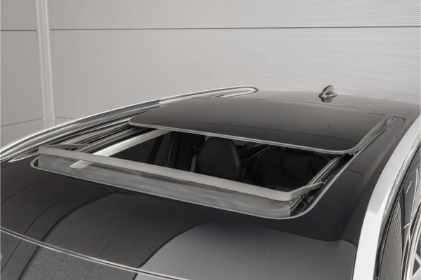 Volvo XC90 2.0 T8 Recharge AWD R-Design Pano Luchtvering Trekhaak H/K