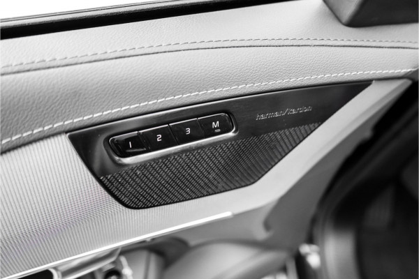Volvo XC90 2.0 T8 Recharge AWD R-Design Pano Luchtvering Trekhaak H/K