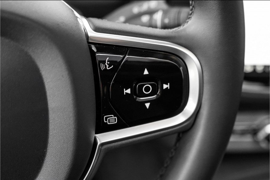 Volvo XC90 2.0 T8 Recharge AWD R-Design Pano Luchtvering Trekhaak H/K