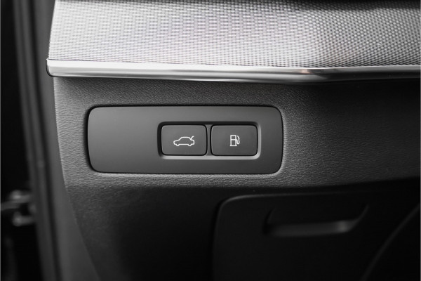 Volvo XC90 2.0 T8 Recharge AWD R-Design Pano Luchtvering Trekhaak H/K